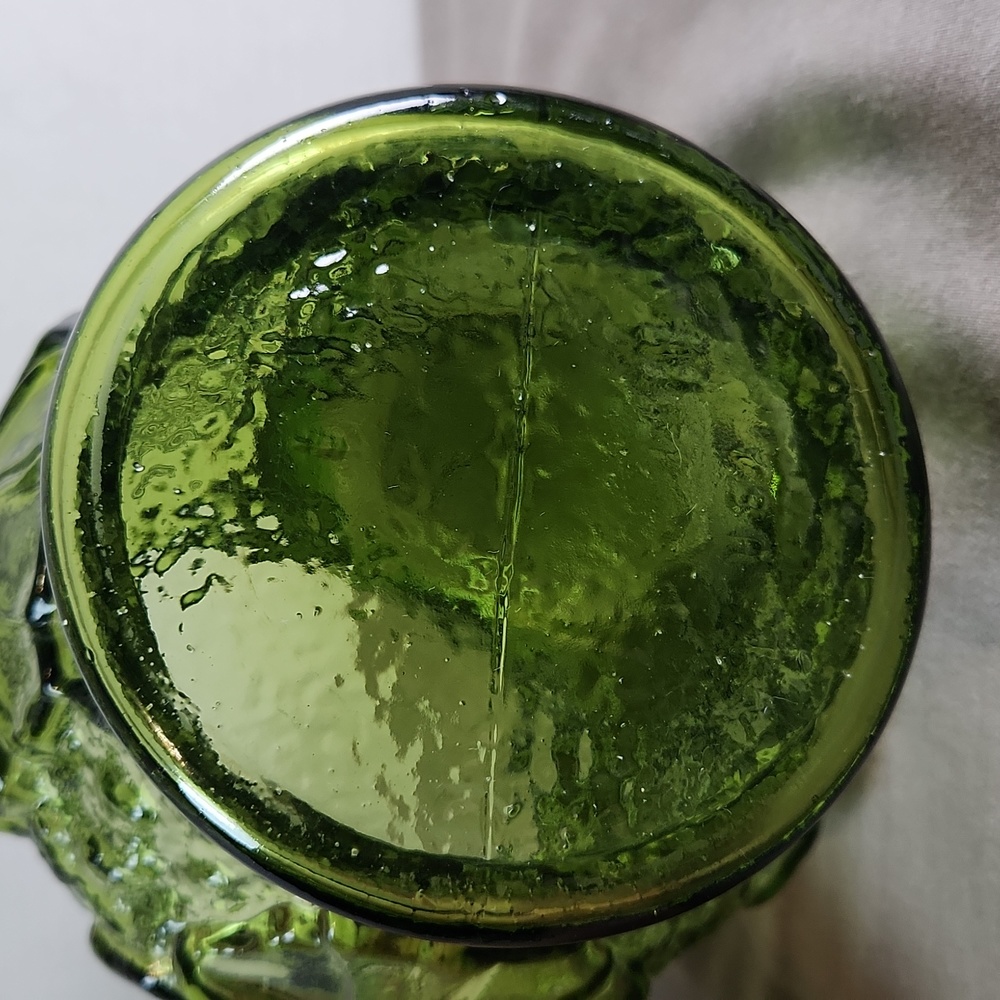 Vintage Green Glass Anchor Hocking Pitcher Rain Flower Daisy Textured 64 oz - Picture 4 of 5